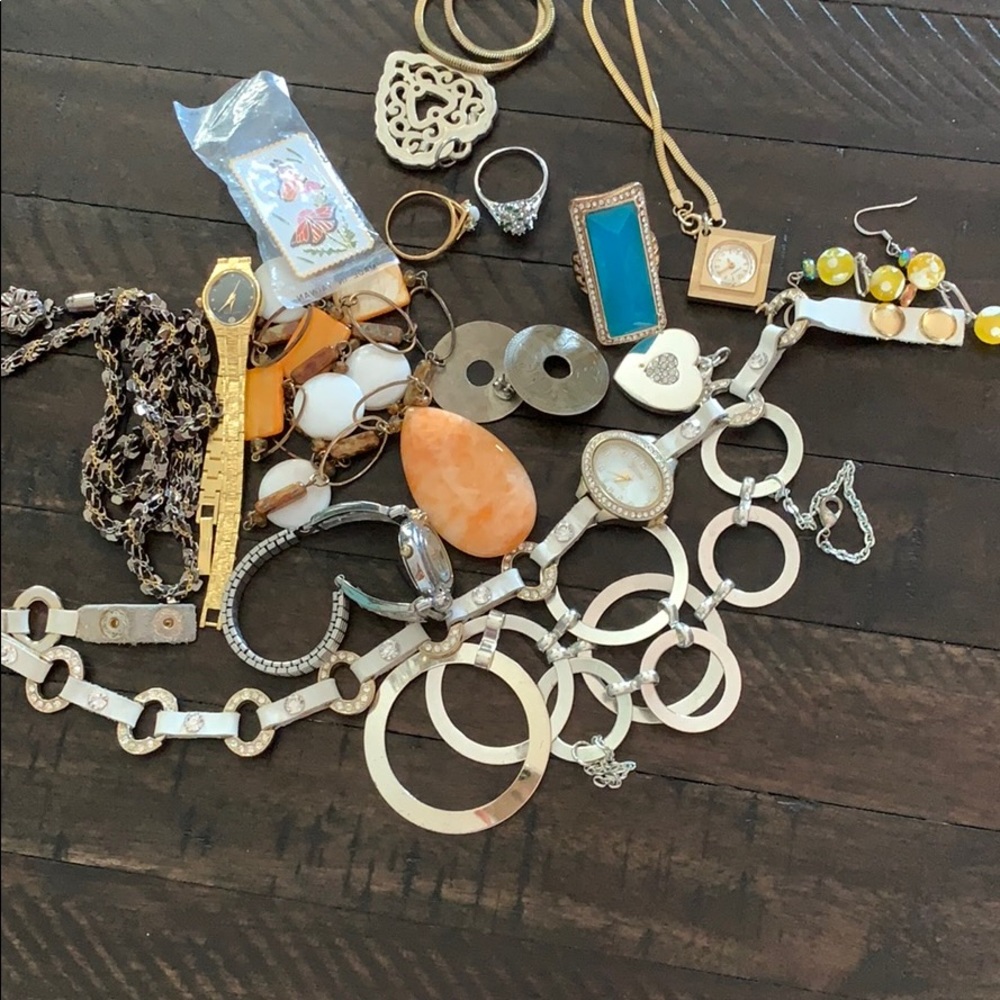 Costume jewelry lot